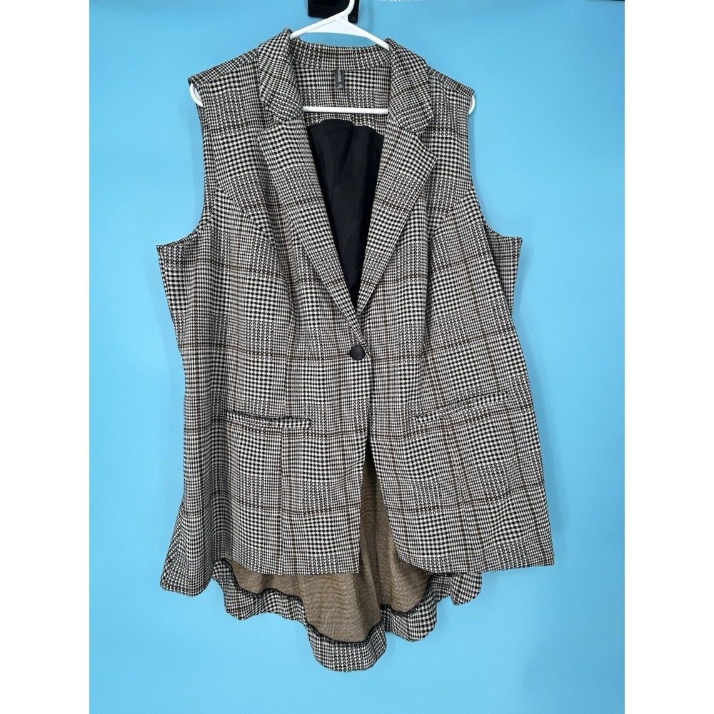 Women plaid black and gray MASSINI single button sleevless Hi low front Vest 1XL